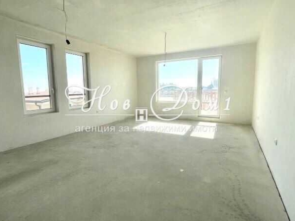 Двустаен апартамент в Пловдив, Младежки Хълм - 79 кв.м за 1525 €/кв.м - Снимка #1