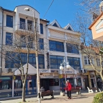 Дава се под наем Магазин в Кюстендил, Център - 220 кв.м за 2193 € - Снимка #1