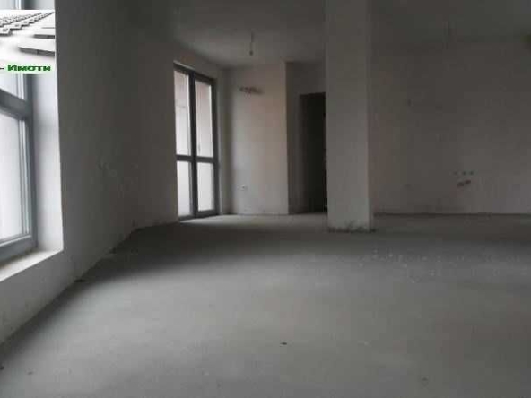 Многостаен апартамент в Пловдив, Кършияка - 134 кв.м за 2041 €/кв.м - Снимка #1