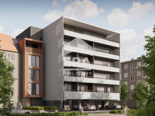 Тристаен апартамент в София, Медицинска академия - 161 кв.м за 3606 €/кв.м - Снимка #1