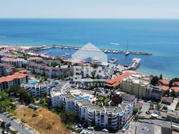 Тристаен апартамент в Свети Влас - 87 кв.м за 1264 €/кв.м - Снимка #1