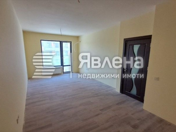 Двустаен апартамент в Варна, Кайсиева градина - 68 кв.м за 1852 €/кв.м - Снимка #1