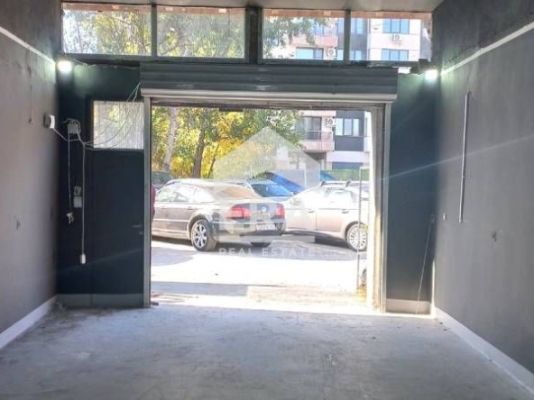 Дава се под наем Промишлена сграда в София, Студентски град - 50 кв.м за 765 € - Снимка #1