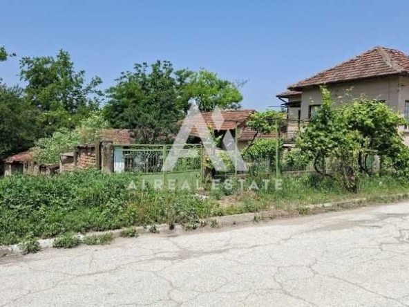 Къща в с. Божурица, Област Плевен - 90 кв.м за 356 €/кв.м - Снимка #1