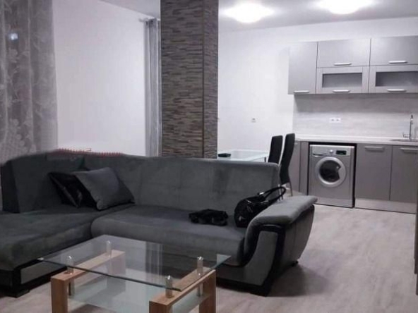 Дава се под наем Двустаен апартамент в София, Надежда 1 - 60 кв.м за 664 € - Снимка #1