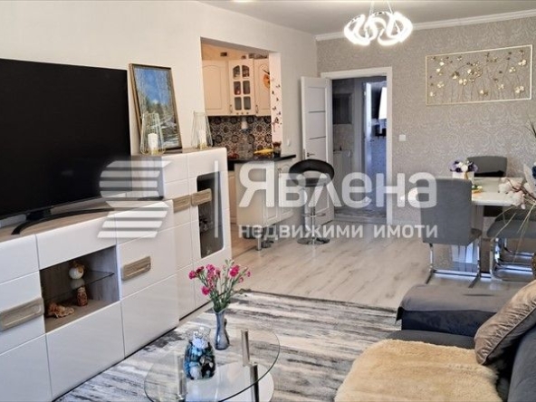 Тристаен апартамент в Варна, Аспарухово - 136 кв.м за 1692 €/кв.м - Снимка #1