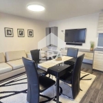 Дава се под наем Тристаен апартамент в Аксаково - 75 кв.м за 408 € - Снимка #1