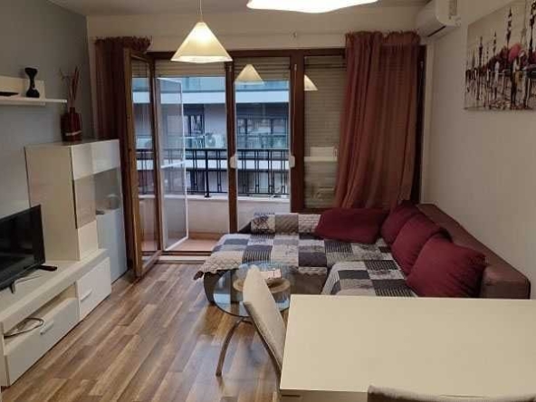 Дава се под наем Двустаен апартамент в София, Банишора - 54 кв.м за 598.23 € - Снимка #1