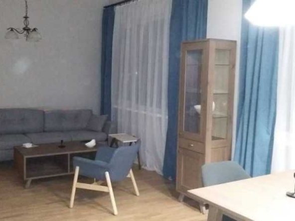 Дава се под наем Тристаен апартамент в София, Лозенец - 70 кв.м за 897.6 € - Снимка #1