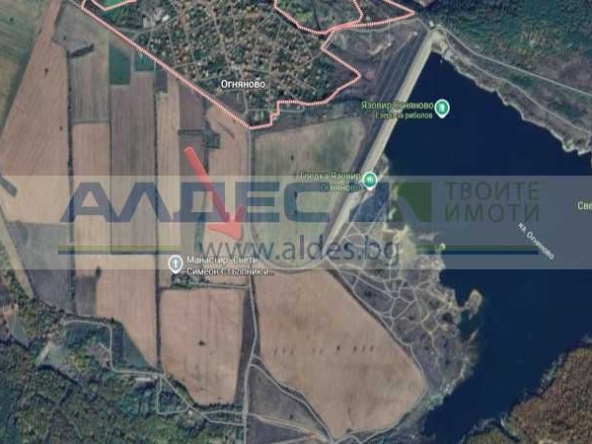 Земеделски имот в с. Огняново, Област София-област -  кв.м за 7427 €/дка - Снимка #1
