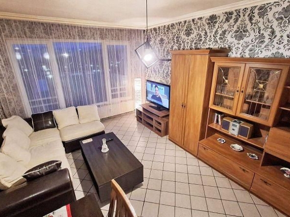 Дава се под наем Двустаен апартамент в София, Разсадника - 58 кв.м за 478.38 € - Снимка #1