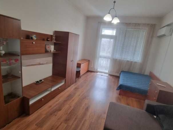 Дава се под наем Двустаен апартамент в София, Център - 55 кв.м за 558.45 € - Снимка #1