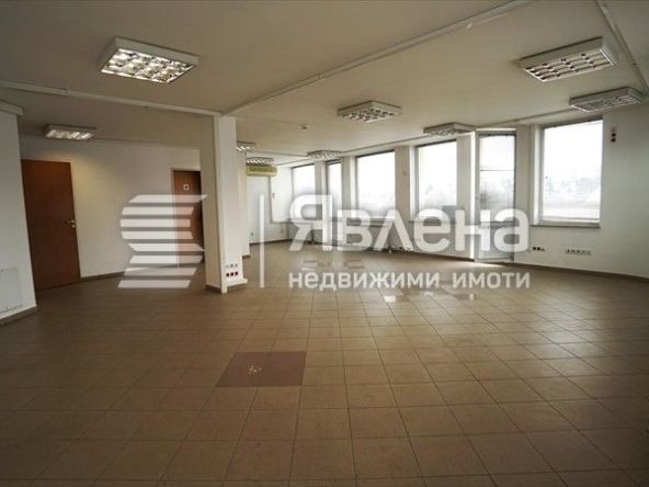 Дава се под наем Офис в София, Малинова долина - 134 кв.м за 796.62 € - Снимка #1