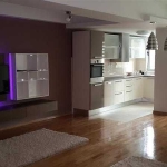 Дава се под наем Двустаен апартамент в Бургас, Славейков - 74 кв.м за 255 € - Снимка #1