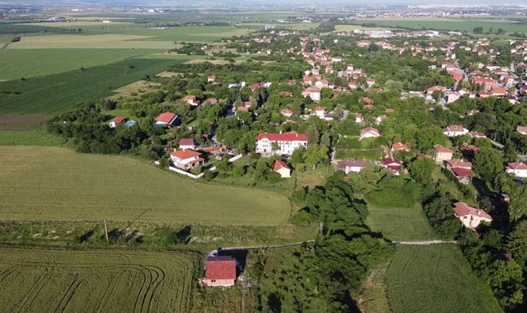 Парцел в с. Пролеша, Област София-област - 2041 кв.м за 98 €/кв.м - Снимка #1