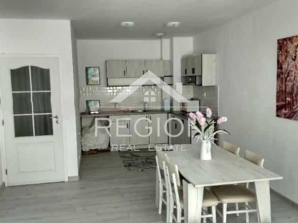 Дава се под наем Двустаен апартамент в Варна, м-т Св. Никола - 82 кв.м за 600 € - Снимка #1