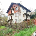Къща в Сапарева баня - 270 кв.м за 378 €/кв.м - Снимка #1