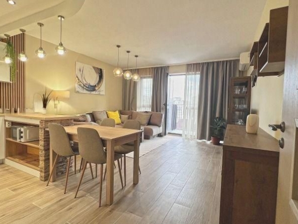 Дава се под наем Двустаен апартамент в София, Красно село - 71 кв.м за 867.51 € - Снимка #1