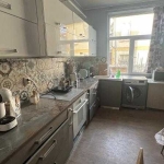 Дава се под наем Тристаен апартамент в Бургас, Център - 70 кв.м за 459 € - Снимка #1