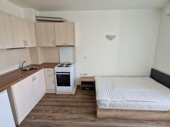 Дава се под наем Едностаен апартамент в София, Студентски град - 40 кв.м за 457.47 € - Снимка #1