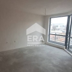 Двустаен апартамент в Варна, Гранд Мол Варна - 55 кв.м за 1132 €/кв.м - Снимка #1