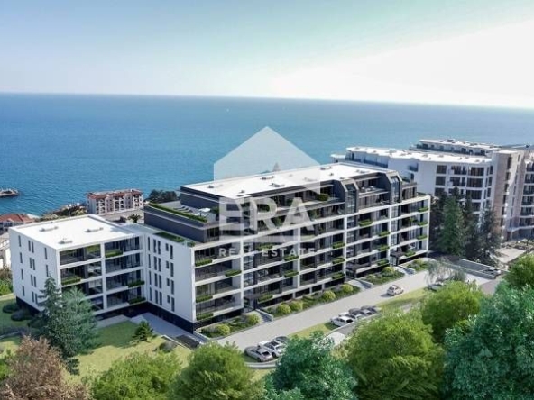 Тристаен апартамент в Варна, Чайка - 213 кв.м за 685 €/кв.м - Снимка #1