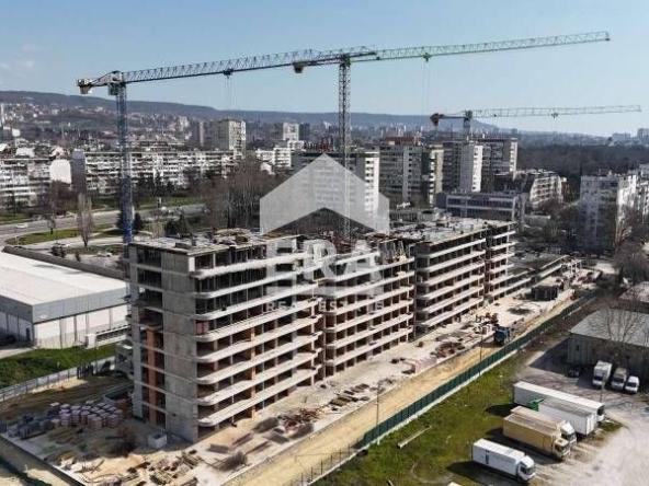 Двустаен апартамент в Варна, Трошево - 64 кв.м за 869 €/кв.м - Снимка #1