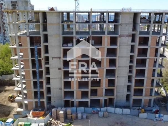 Двустаен апартамент в Варна, Възраждане 2 - 62 кв.м за 1151 €/кв.м - Снимка #1