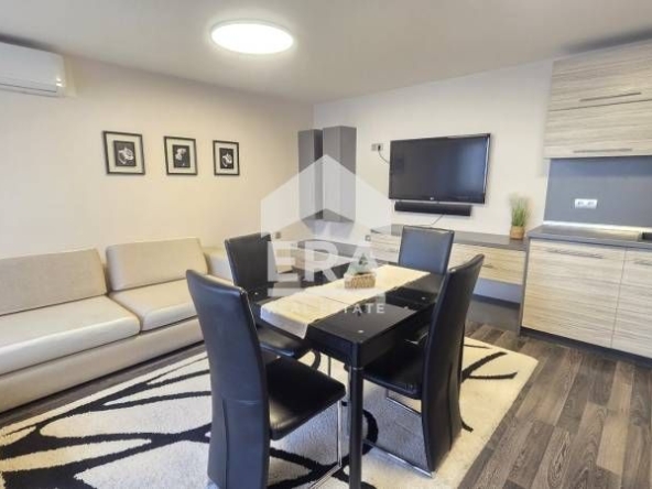 Дава се под наем Тристаен апартамент в Аксаково - 75 кв.м за 418.71 € - Снимка #1