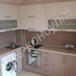 Дава се под наем Тристаен апартамент в Велико Търново, Център - 80 кв.м за 408 € - Снимка #1