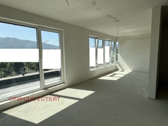 Двустаен апартамент в София, Овча купел - 85 кв.м за 1695 €/кв.м - Снимка #1