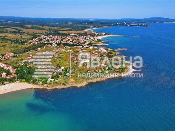 Дава се под наем Къща в с. Лозенец, Област Бургас - 181 кв.м за 7500 € - Снимка #1