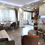 Многостаен апартамент в Бургас, Център - 132 кв.м за 4167 €/кв.м - Снимка #1