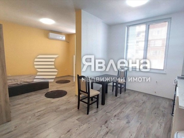 Дава се под наем Едностаен апартамент в София, Надежда 1 - 40 кв.м за 385 € - Снимка #1
