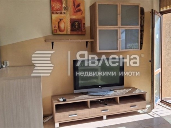 Двустаен апартамент в Варна, Лятно кино Тракия - 80 кв.м за 1875 €/кв.м - Снимка #1