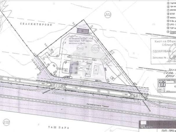 Промишлена сграда в Пловдив, Индустриална зона - Север - 8001 кв.м за 89 €/кв.м - Снимка #1