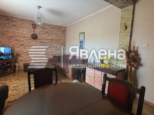 Тристаен апартамент в Бургас, Възраждане - 94 кв.м за 1437 €/кв.м - Снимка #1