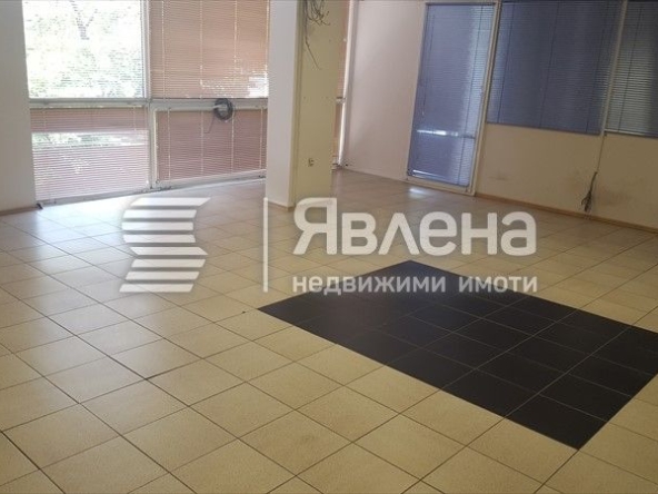 Дава се под наем Офис в Варна, Център - 260 кв.м за 2080 € - Снимка #1