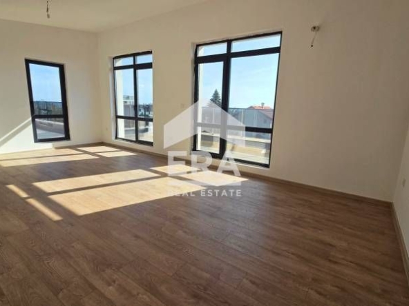 Тристаен апартамент в Варна, Бриз - 186 кв.м за 1075 €/кв.м - Снимка #1