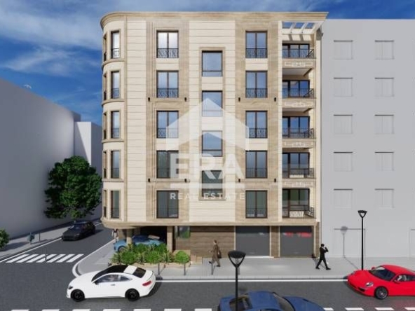Двустаен апартамент в Варна, Център - 66 кв.м за 2985 €/кв.м - Снимка #1