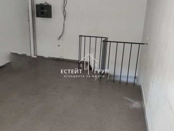 Дава се под наем Офис в Варна, ЖП Гара - 50 кв.м за 306 € - Снимка #1