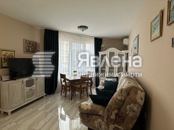 Двустаен апартамент в Поморие - 55 кв.м за 1510 €/кв.м - Снимка #1