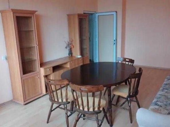 Дава се под наем Двустаен апартамент в Бургас, Зорница - 70 кв.м за 306 € - Снимка #1