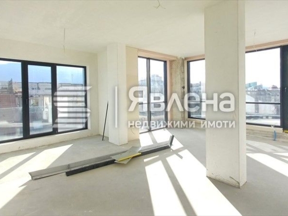 Тристаен апартамент в София, Лозенец - 125 кв.м за 3248 €/кв.м - Снимка #1