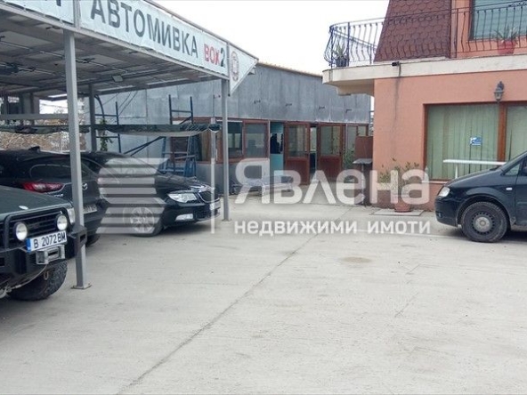 Дава се под наем Магазин в Варна, Цветен квартал - 100 кв.м за 750 € - Снимка #1