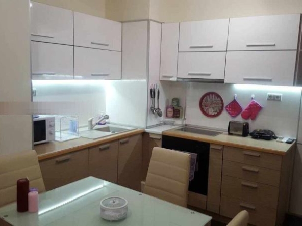 Двустаен апартамент в Варна, ХЕИ - 54 кв.м за 2204 €/кв.м - Снимка #1