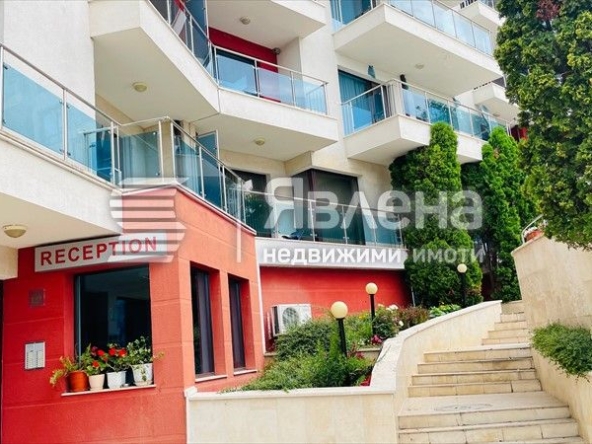 Тристаен апартамент в Каварна - 103 кв.м за 797 €/кв.м - Снимка #1