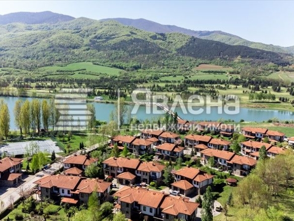 Къща в Правец - 169 кв.м за 2338 €/кв.м - Снимка #1