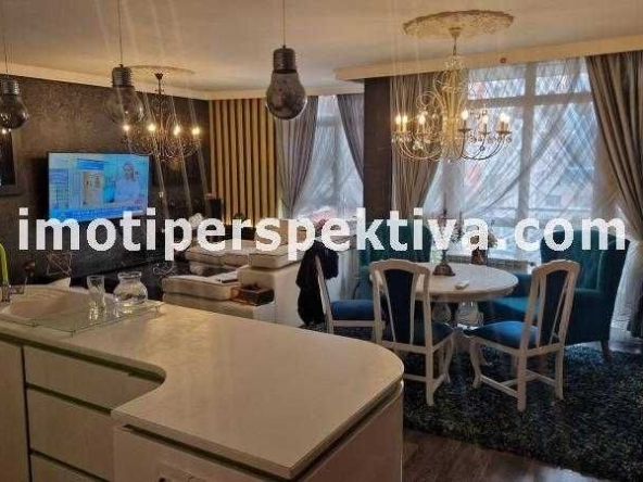 Тристаен апартамент в Пловдив, Кършияка - 100 кв.м за 1632 €/кв.м - Снимка #1