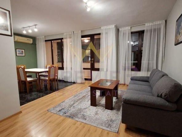 Дава се под наем Двустаен апартамент в Варна, Аспарухово - 75 кв.м за 484.5 € - Снимка #1